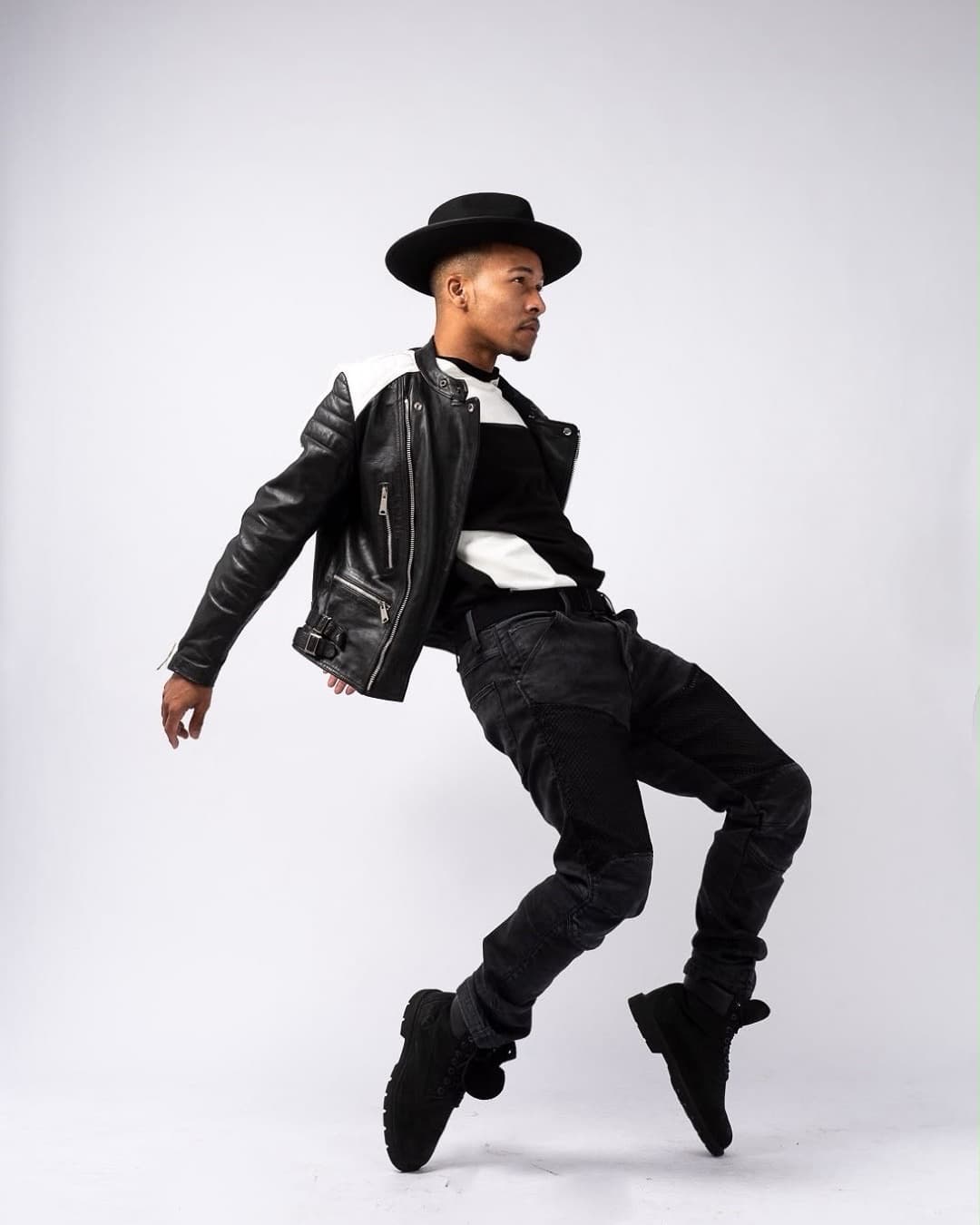 Lee Daniel, an artist featured by RRB Studios